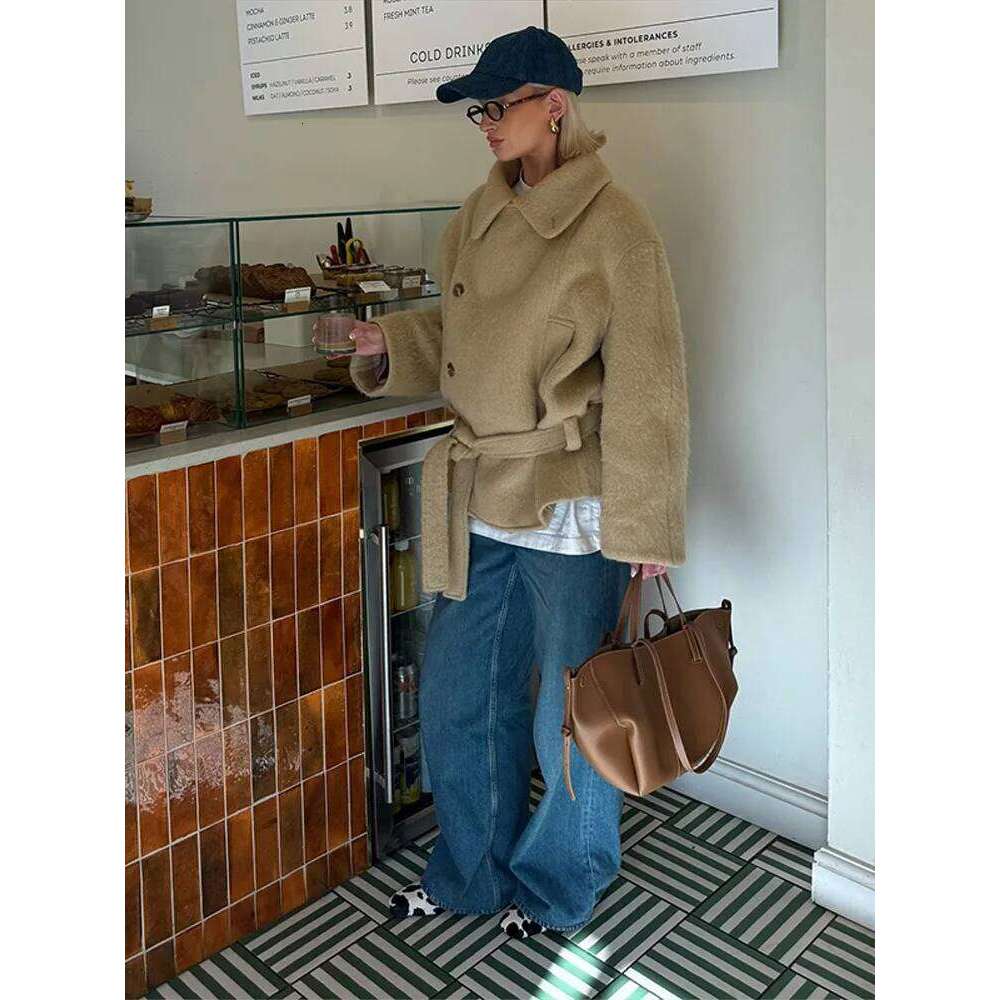 2025 Retro Side Buttons Plush Short Coat Women Elegant Solid Lapel Tweed Coats With Belt Lady Winter Chic Classic Street Outwear