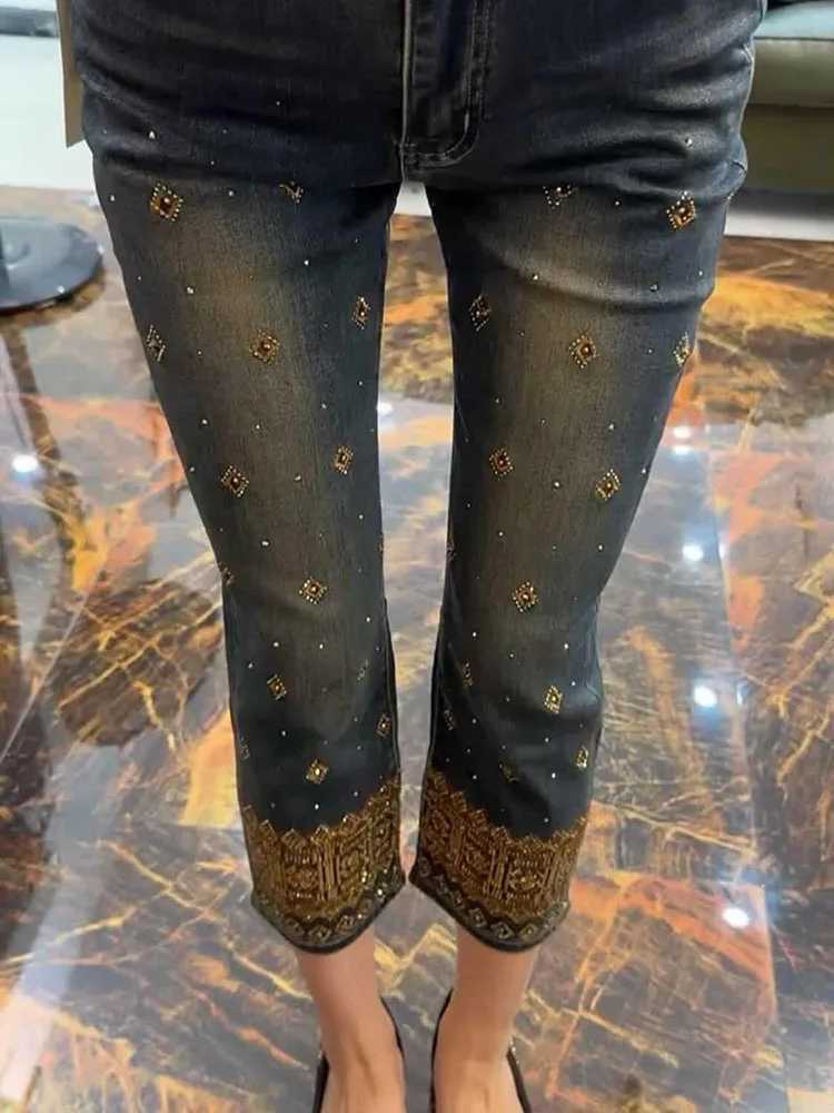 Rhinestone Women Jeans Fashion Washed Casual Pants All-match Straight Trousers Concise Bottom Clothes Spring C251110