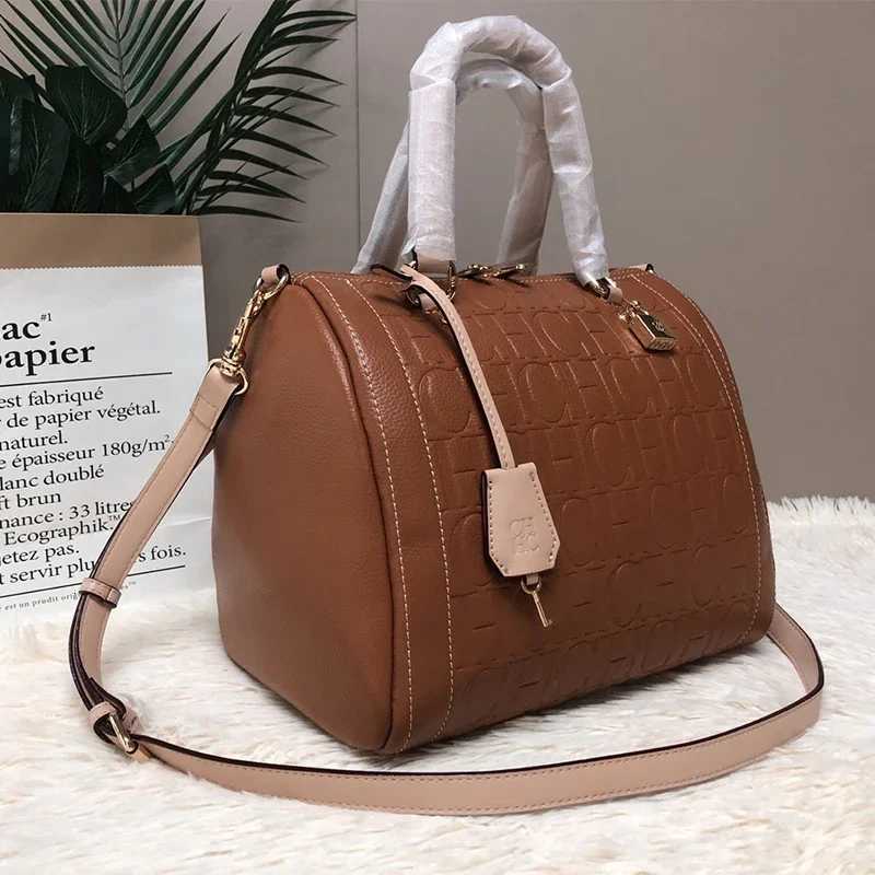 Zipper Tote Bag Lock Design Large Capacity Letter Print Commuter High Quality Vintage Fashion Multifunctional Womens Tote Bag K251110