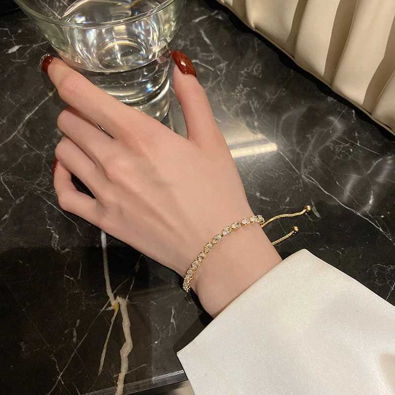 Fashion Luxury Adjustable Zircon Bracelet For Women Geometric Square Wristband For Party Wedding Temperament JewelryT251110