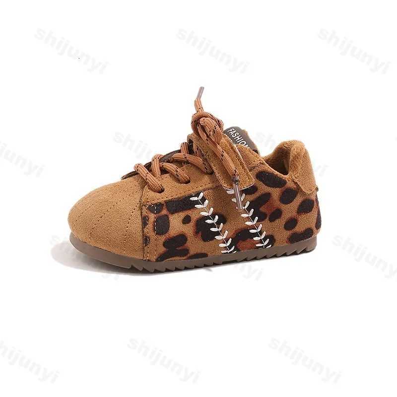 Childrens Casual Cotton Shoes 2025 Autumn Winter New Boys Girls Sports Shoes Kids Leopard Print Warm Plush Toddler SneakersT251110