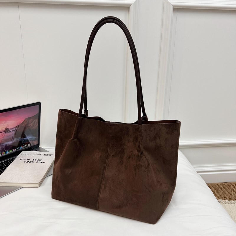 2025 Summer Women's Retro High end Wide Shoulder Bag, Casual Versatile Crossbody Bag, High end Commuting Leisure Bag, Shopping Bag, Versatile Wom