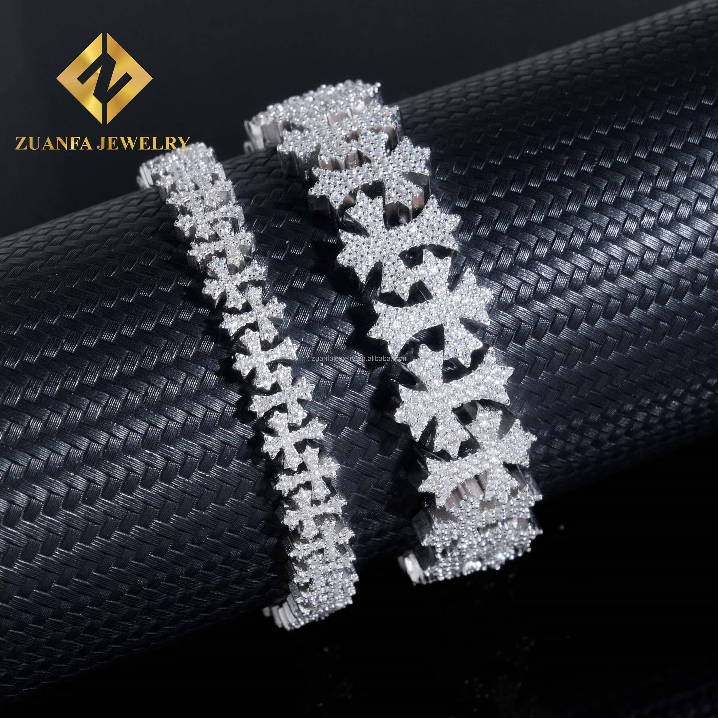 Unique Design Rapper Jewelry Luxury Iced Out Hip Hop Jewelry S925 Silver Moissanite Diamond Cross Shape Miami Cuban Bracelet