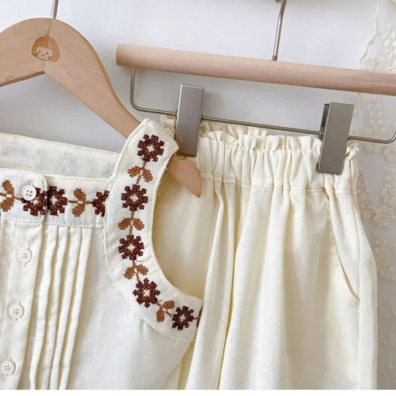 Girls clothing set summer solid color linen cotton spaghetti shoulder strap embroidery top wide leg pants 2PCS set with pants 2-7Y 250409