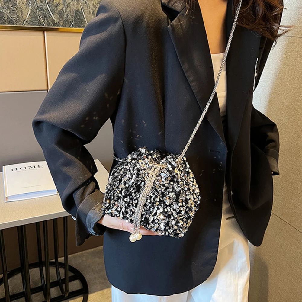 Goodlooking Personality Sequin Womens Korean Bucket Bag Bright Eyes Style Fashion Crossbody Dinner Single Shoulder Bags 251110