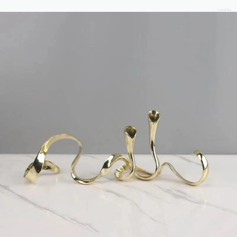 Candle Holders Metal Candlestick Geometric Streamer Wavy Ribbon Candelabrum Table Ornament Centerpieces XJ260305