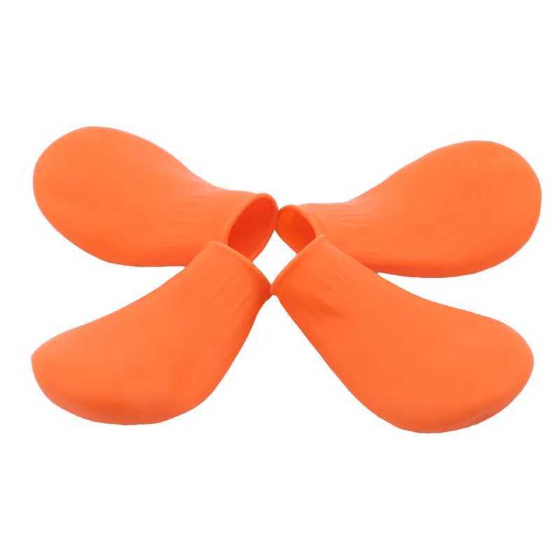 4 pieces/batch of waterproof winter dog shoes used for Chihuahua balloon shaped rubber rain boots portable dog accessories outdoor shoes and socks T25