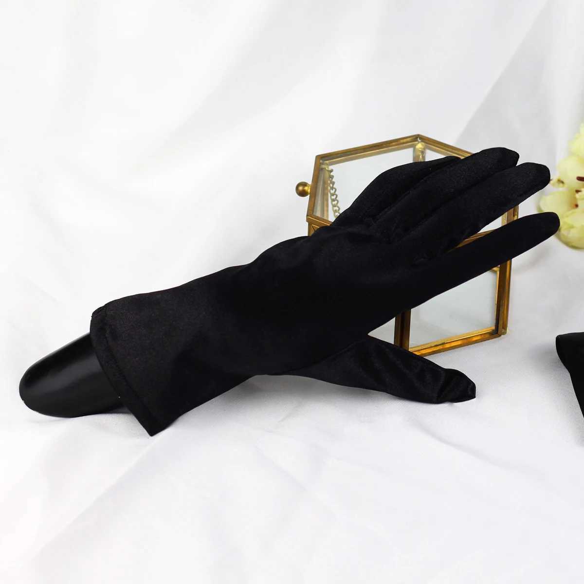 WG044 Simple Wedding Bridal White Black Gloves Satin Brides Bridesmaid Gloves Evening Party Glove for Women L251110