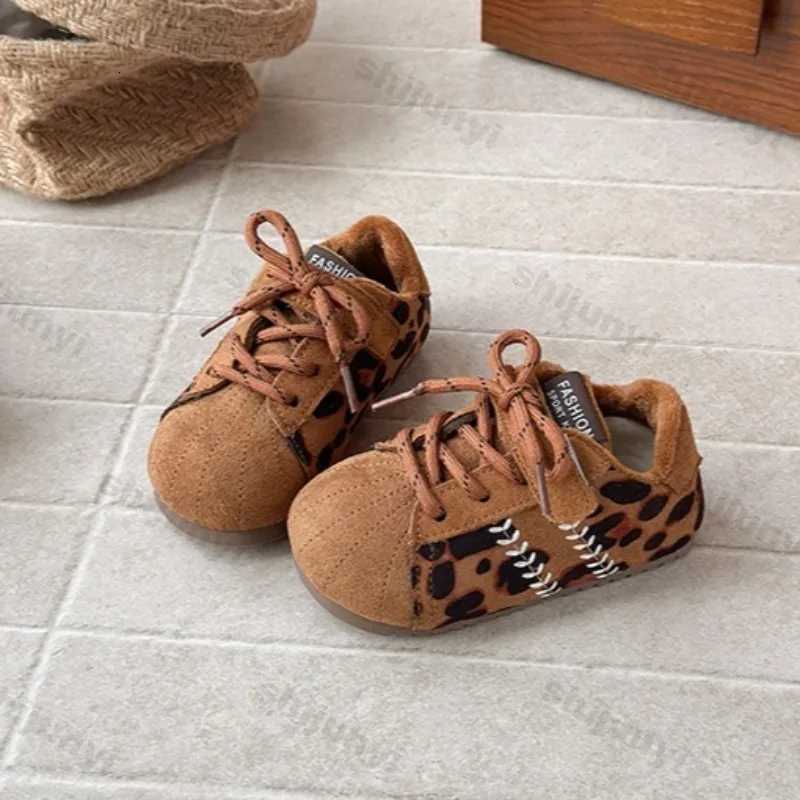Childrens Casual Cotton Shoes 2025 Autumn Winter New Boys Girls Sports Shoes Kids Leopard Print Warm Plush Toddler SneakersT251110