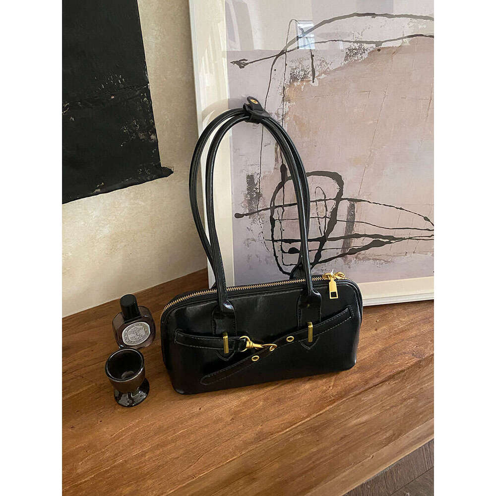 Handheld Underarm New Korean Version Ins Female Niche Design Texture High-end Feel Shoulder Bowling Bag