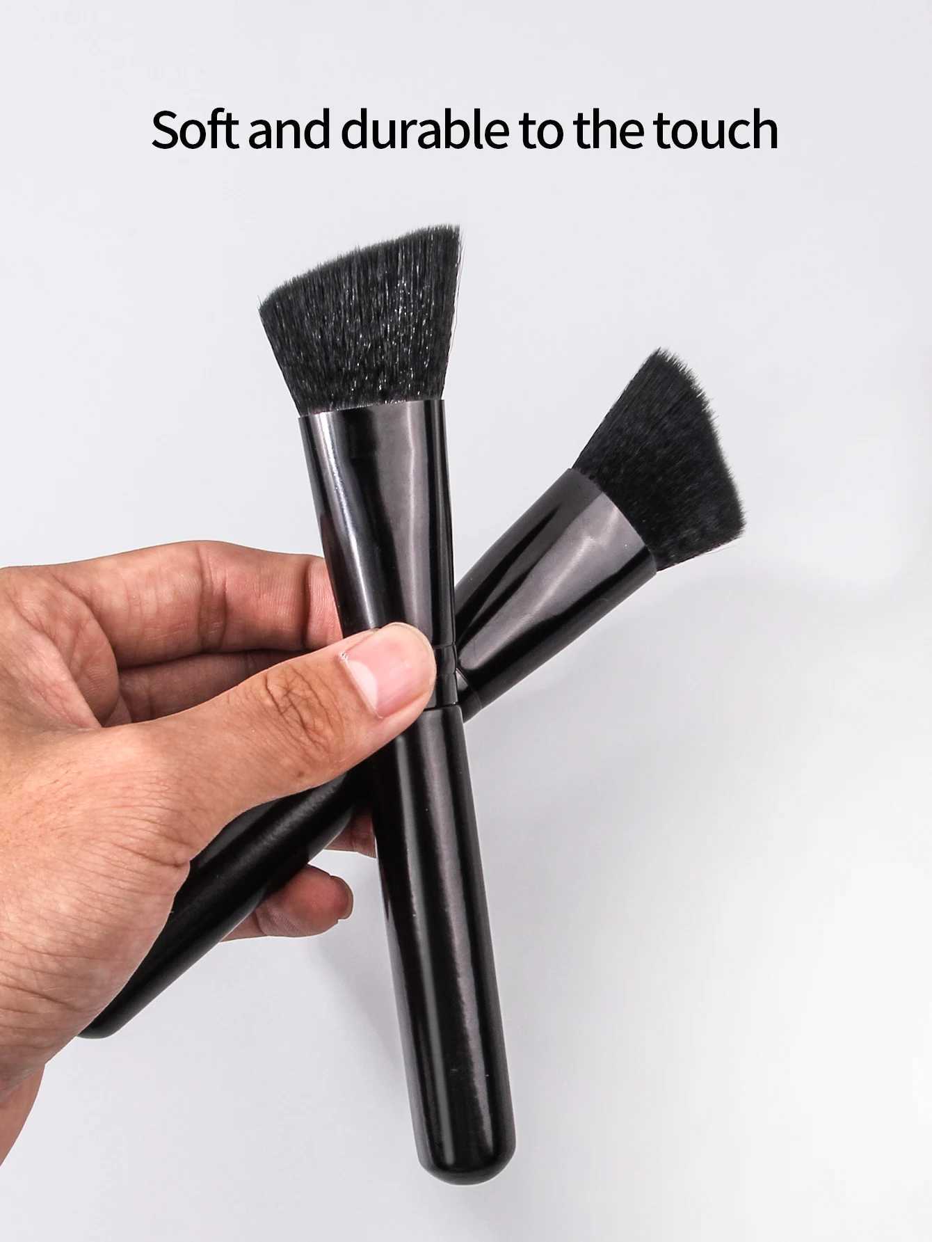 2025 Hot Sale 2Pcs All-Black Soft Bristle Blush Angled Contour Brushes Travel PortableHigh Value Non-Shedding for Daily Use L251110