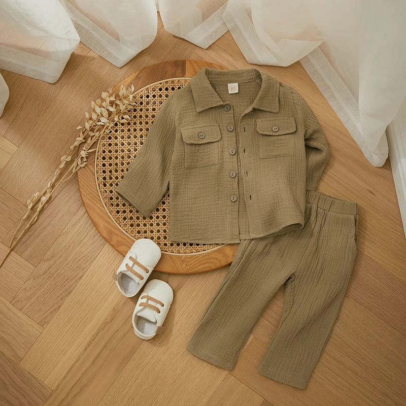 Cotton linen casual baby autumn set long sleeved button down collar shirt top and pants two-piece set for childrens clothing 250409