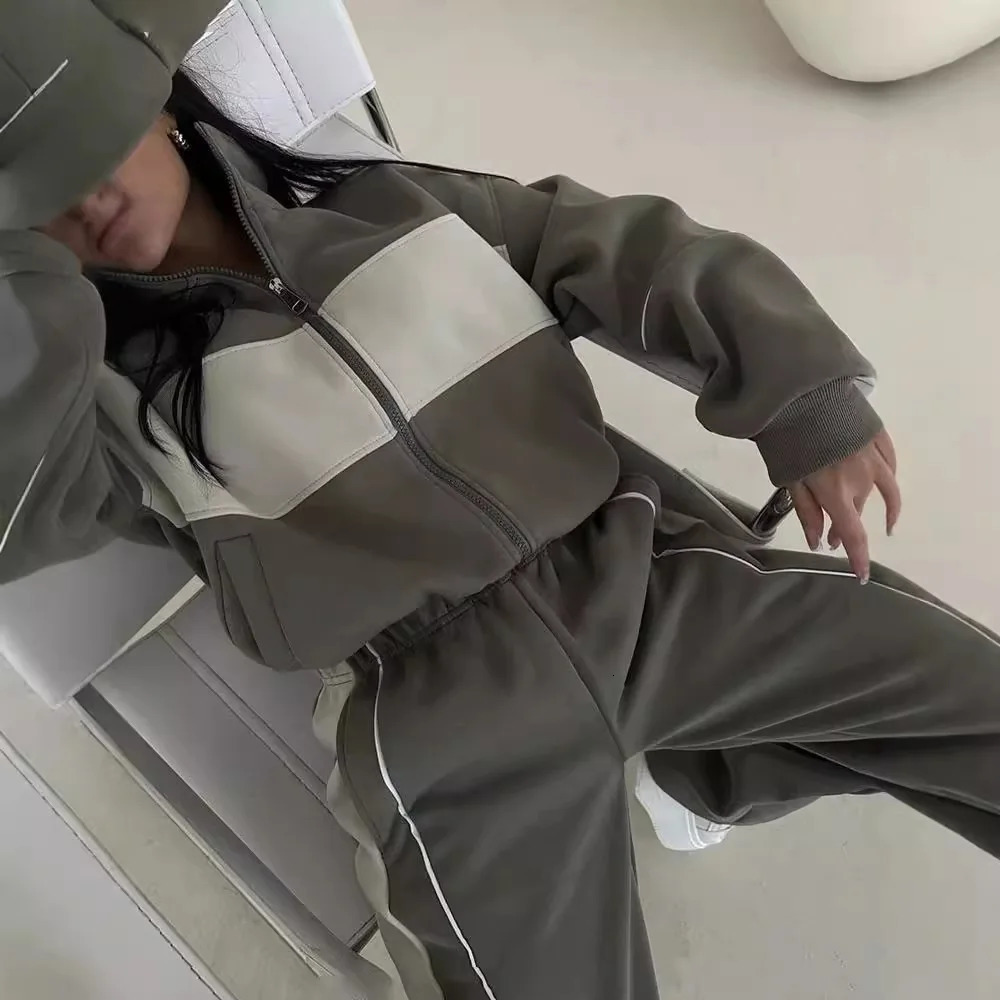 Two Piece Sets Women Sweatshirts Pant Set Tracksuit Jogger Y2k Autumn Winter Sports Elastic Waist Streetwear Pants Matching 251110