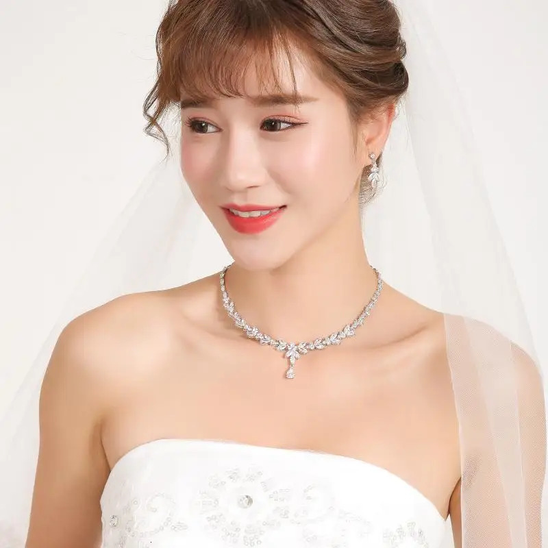 RAKOL Necklace Earring Set For Women Zircon Flower Leaf Fashion Bridal Wedding Party Charm Jewelry Set 250409