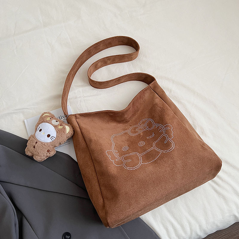 Winter women's retro high-end wide shoulder bag, casual simple versatile crossbody bag, high-end commuting leisure bag, shopping bag, versatile w