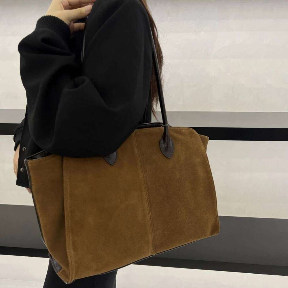 Suede Spliced Cowhide Tote Autumn And Winter New Niche Design Large Capacity Vintage Handheld Shoulder Bag 251110