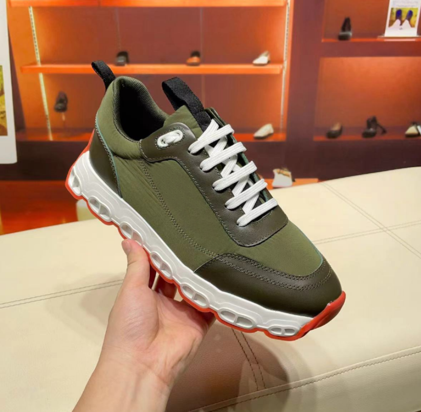 Hot Sales Sneakers men Real leather Patchwork Flat Shoes Round Toe Lace Up Running Shoes Comfort Casual Sports Shoes