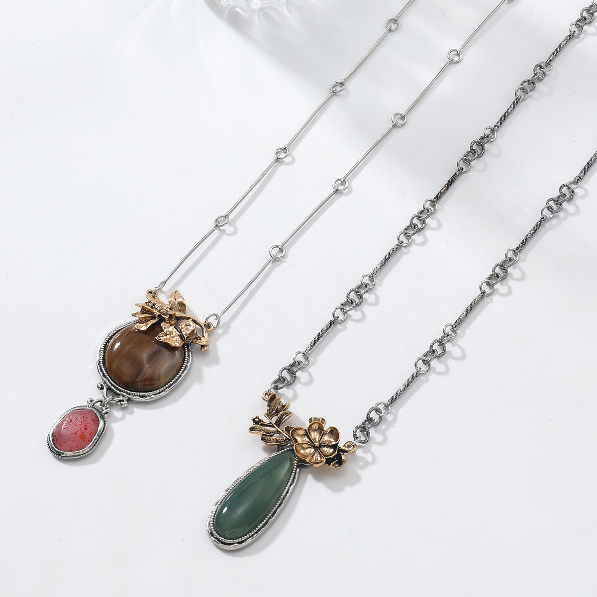 Exquisite Autumn Droplet Shaped Floral Pendant Two Piece Necklace Sweater Chain Bohemian Style Fashionable Necklace