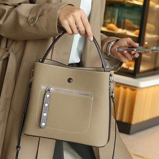 Luxury Bags Designer Genuine Leather Shoulder Bags Women's Large Capacity Totes Bucket New Beach Bags High Quality Texture Cross Body Bag
