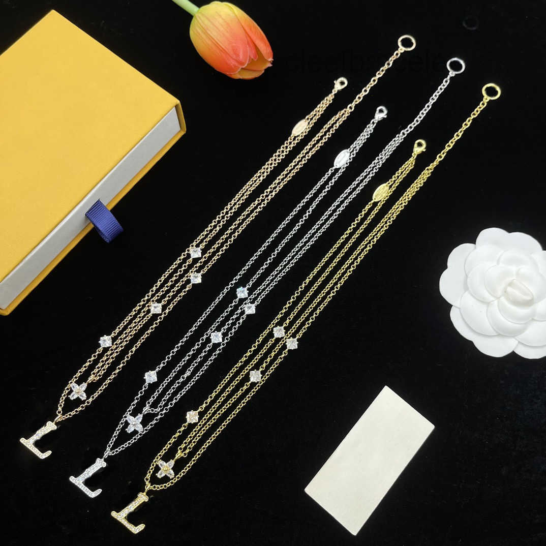 Designer Necklace New Fashion Chokers Neclace Diamond Chain Necklace letters Earrings for Man Woman Necklace Lover Fashion Bracelet Chains Jewelry Supply
