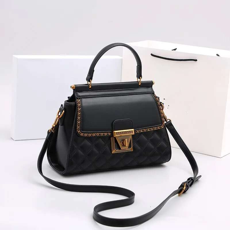 Women's Handbag New Autumn Winter High-End Feeling, Light Luxury Diamond Grid Small Square Bag, Shoulder And Crossbody