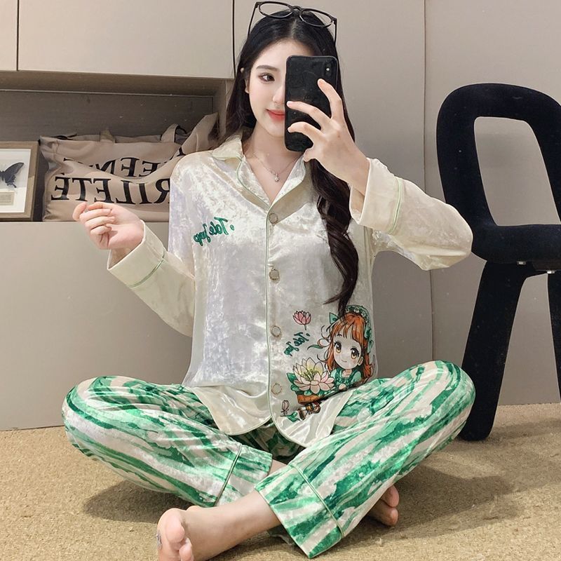 Advanced gold velvet pajamas for female designers, fashionable cardigans, long sleeves, long pants, two-piece set, soft and skin friendly home clothes