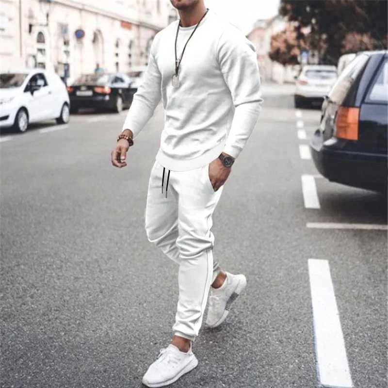 2025 New Men Two Pieces Sets Running SweatshirtSweatpants Suit Autumn Winter Warm Tracksuit Sets Mens Jogger Sports Suit W251110