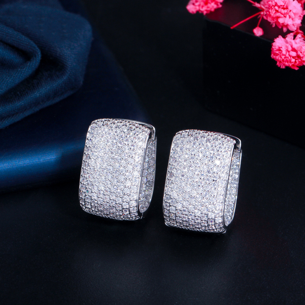 Moissanite Earrings 925 Sterling Silver Wholesale VVS1 925 Sterling Silver Diamond Earring Moissanite Wedding Stud Earrings