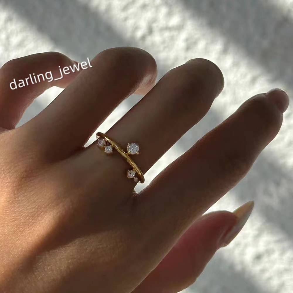 Womens Ring Stainless Steel Girl Super Flash Mosan Diamond Star Ring Finger Ring