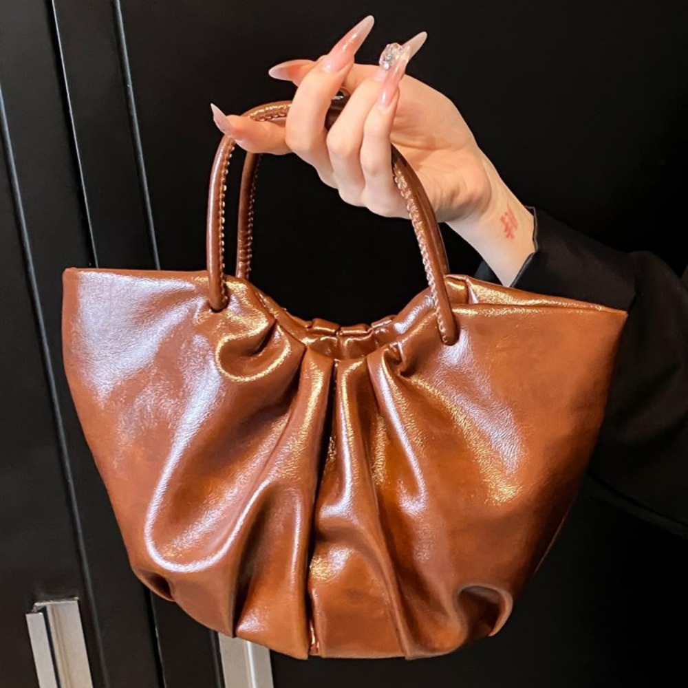 Elegant Ladies' Portable Hand Luggage Modern Look Meets Practicality