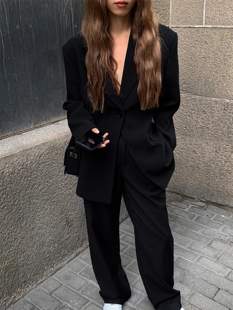 Fashionable Slim Fit Black Blazer for Women Spring and Autumn Arrival Solid Color Slimming Casual Long Sleeve Blazers 251110