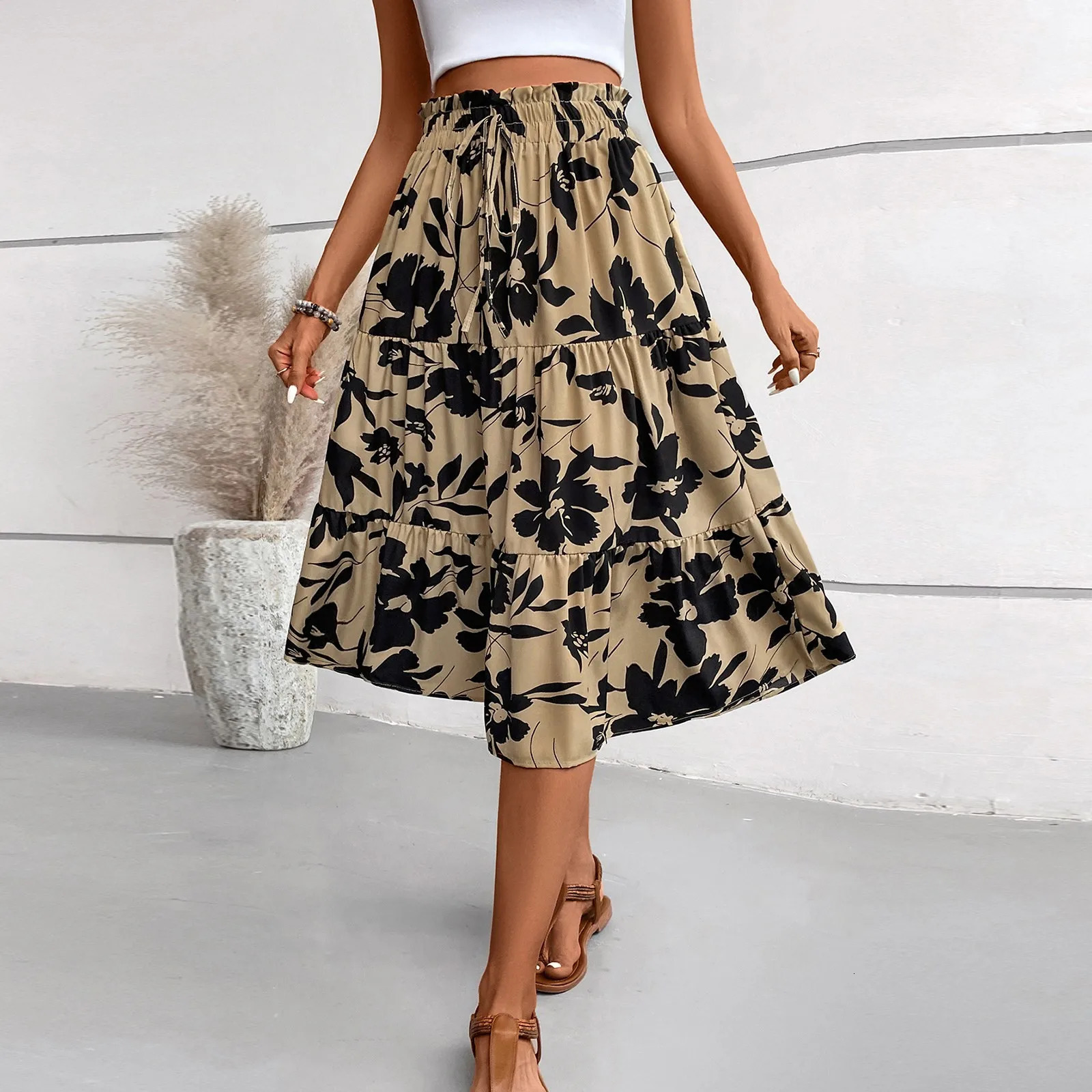 Womens Bohemian retro floral print Maxi leather lace elastic waist loose long Falda short holiday Flowy Aline skiing 250410