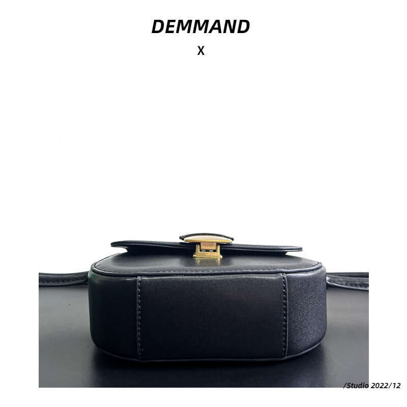 Niche Light Luxury Small For Women 2023 New Fashionable And Versatile Underarm Bag, Internet Celebrity Single Shoulder Crossbody Bag