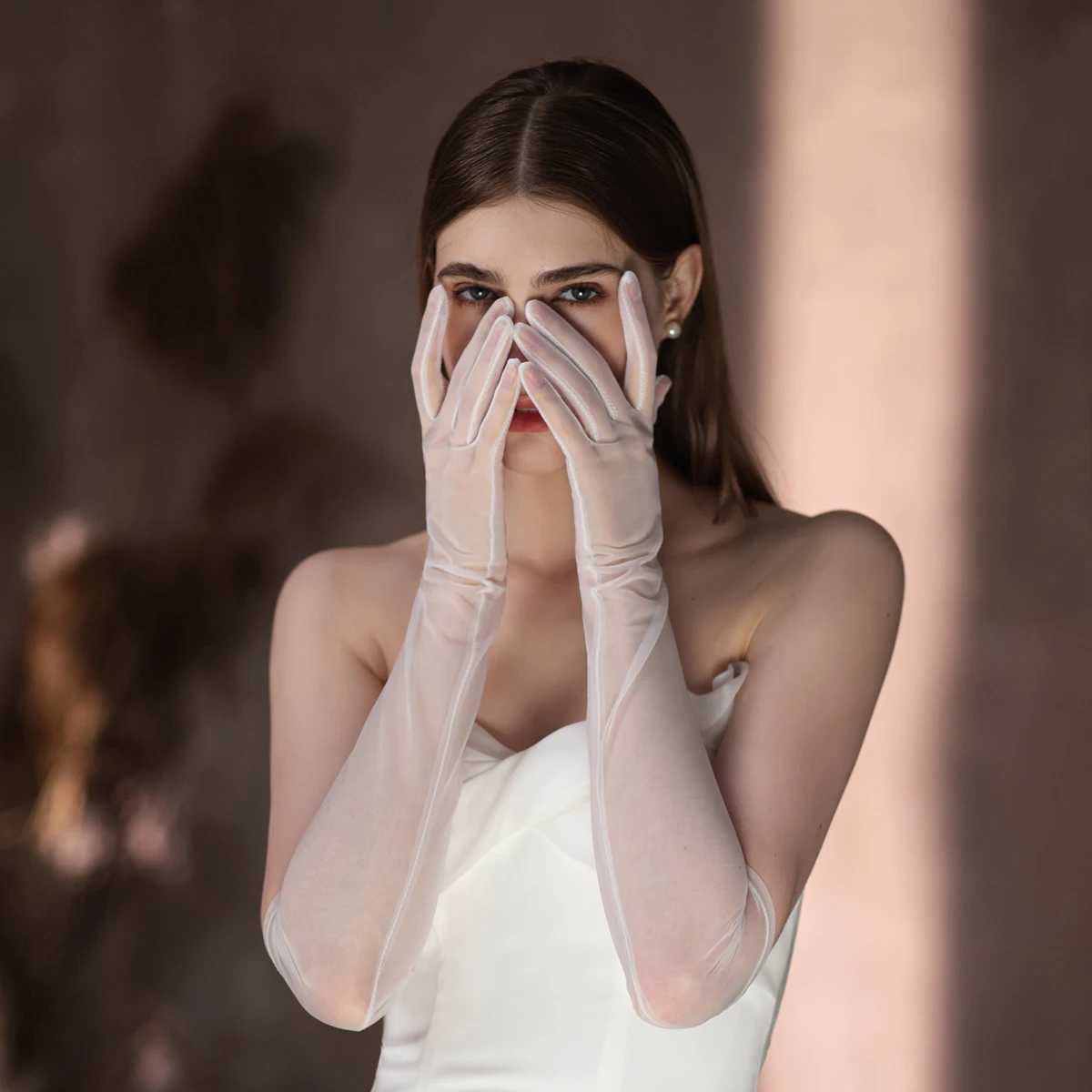 WG099 Elegant Wedding Bridal Gloves Soft Tulle White Long Brides Bridesmaid Gloves for Women Pageant Perform Prom Parties L251110