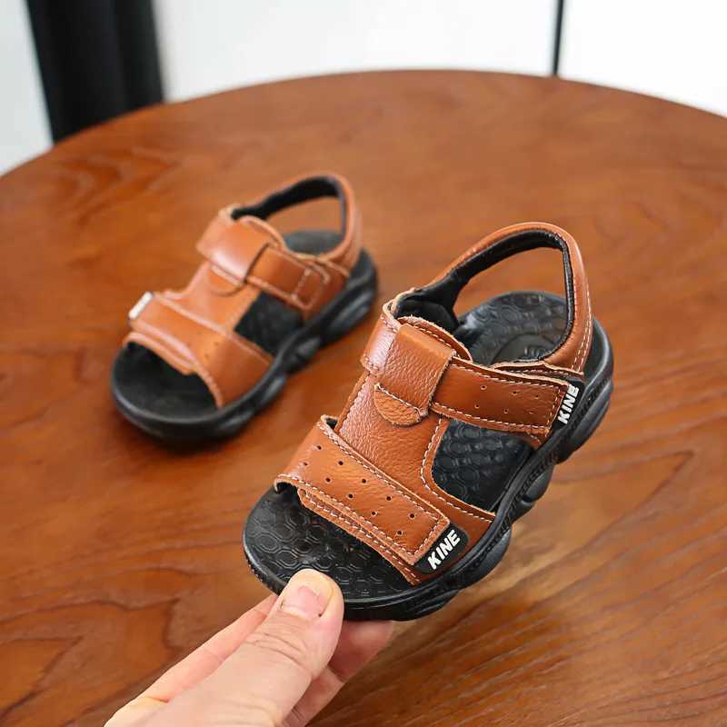 Childrens summer beach sandals cool boys and girls genuine leather cowhide breathable and comfortable baby soft shoes Z250410
