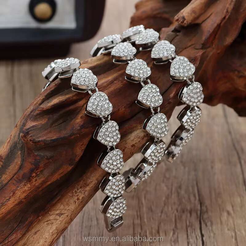 Gold plated fully chilled heart-shaped layered necklace, Cuban chain for women