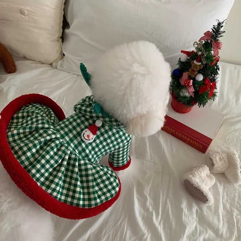 Christmas Snowman Teddy Dress Pet Warm Hoodie for Autumn and Winter Popular Checked Clothes for Small Dogs Winter Bichon Skirt J251110