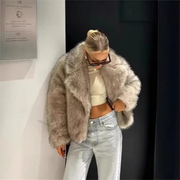Gradient Winter Women Faux Fur Coat Suit Collar Thickened Artificial Jacket For Female High Street Lady Integrated 251110