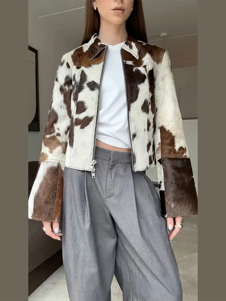 Elegant Print Short Jacket Women Retro Lapel Zippers Long Flare Sleeve Female Outwear Autumn Fashion Lady Streetwear 251103