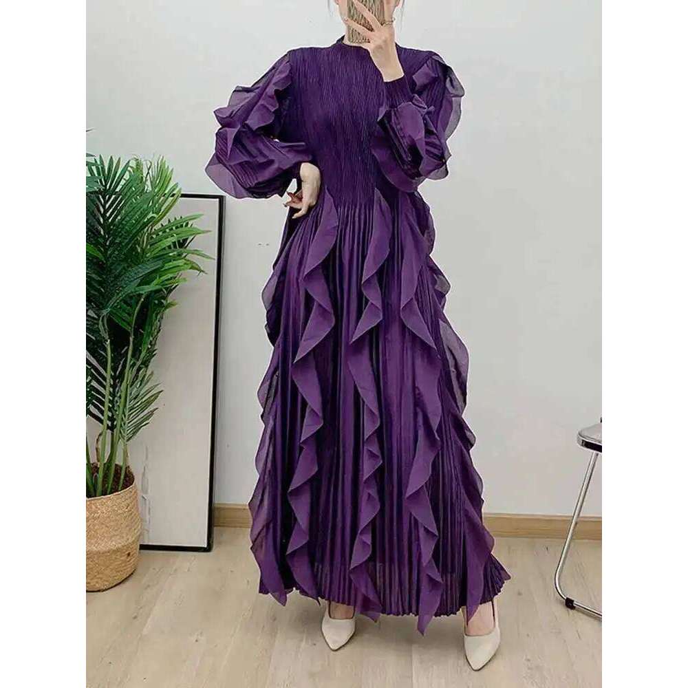 LANMREM Elegant Pleated Dress For Women Stand Collar Puff Sleeves High Stretch Personalized Dresses 2025 Spring New 2Z2817