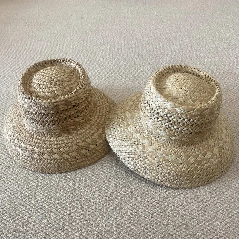 2025 French Retro Style Breathable Hollow Raffia Sun Hat Ladies Summer Travel Fashion Concave Top Straw Hat Wholesale 250409