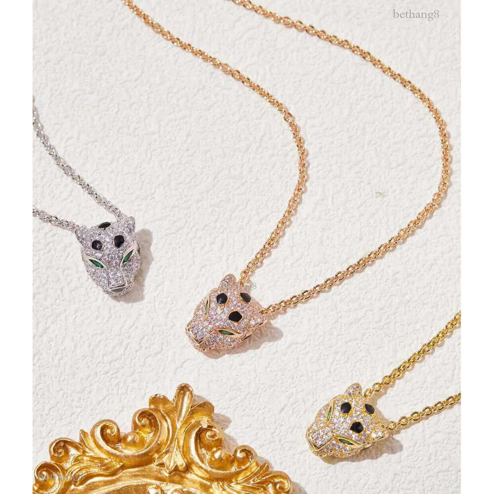 Unique Green Eye Leopard Head Necklace Animal Choker Punk Women Men Zircon Panther Pendant Black Enamel Panthere Jewelry Luxury