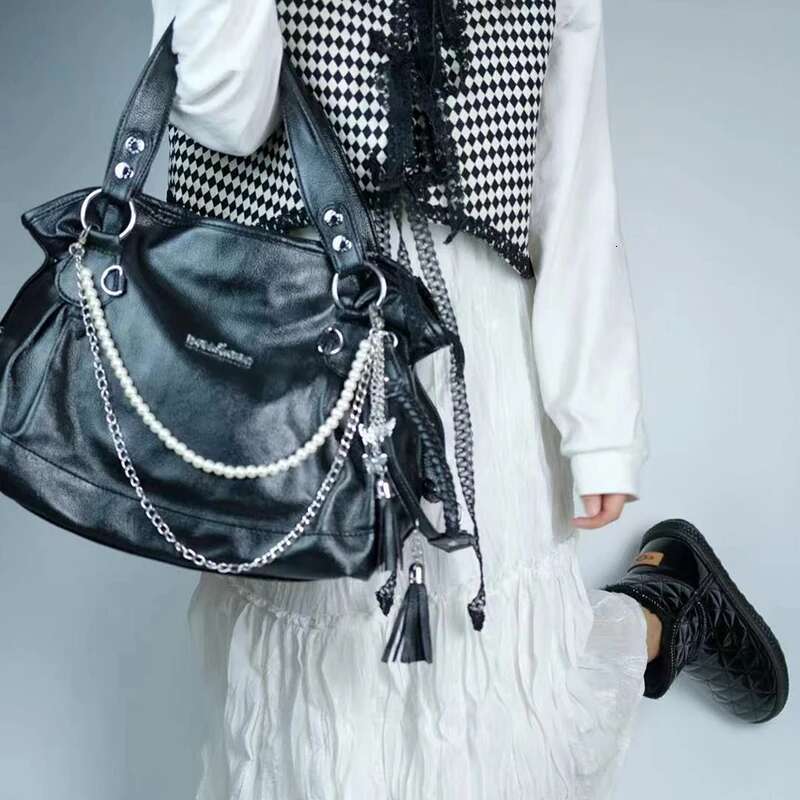 Ichme Y2k Women Tote Fashion Punk Moto Style Chains Tassel Shoulder Bags Beading Large Capacity Multi Pockets Bolso Mujer