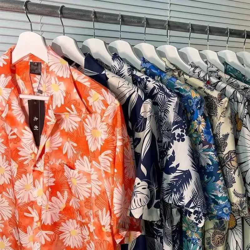 Mens short sleeved shirt Hawaii floral print summer shirt large casual clothing street fashion city clothing men X250410