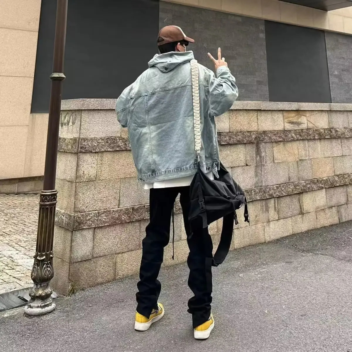 Mens casual jacket autumn hooded windproof camping original mens campus clothing Anorak 250401