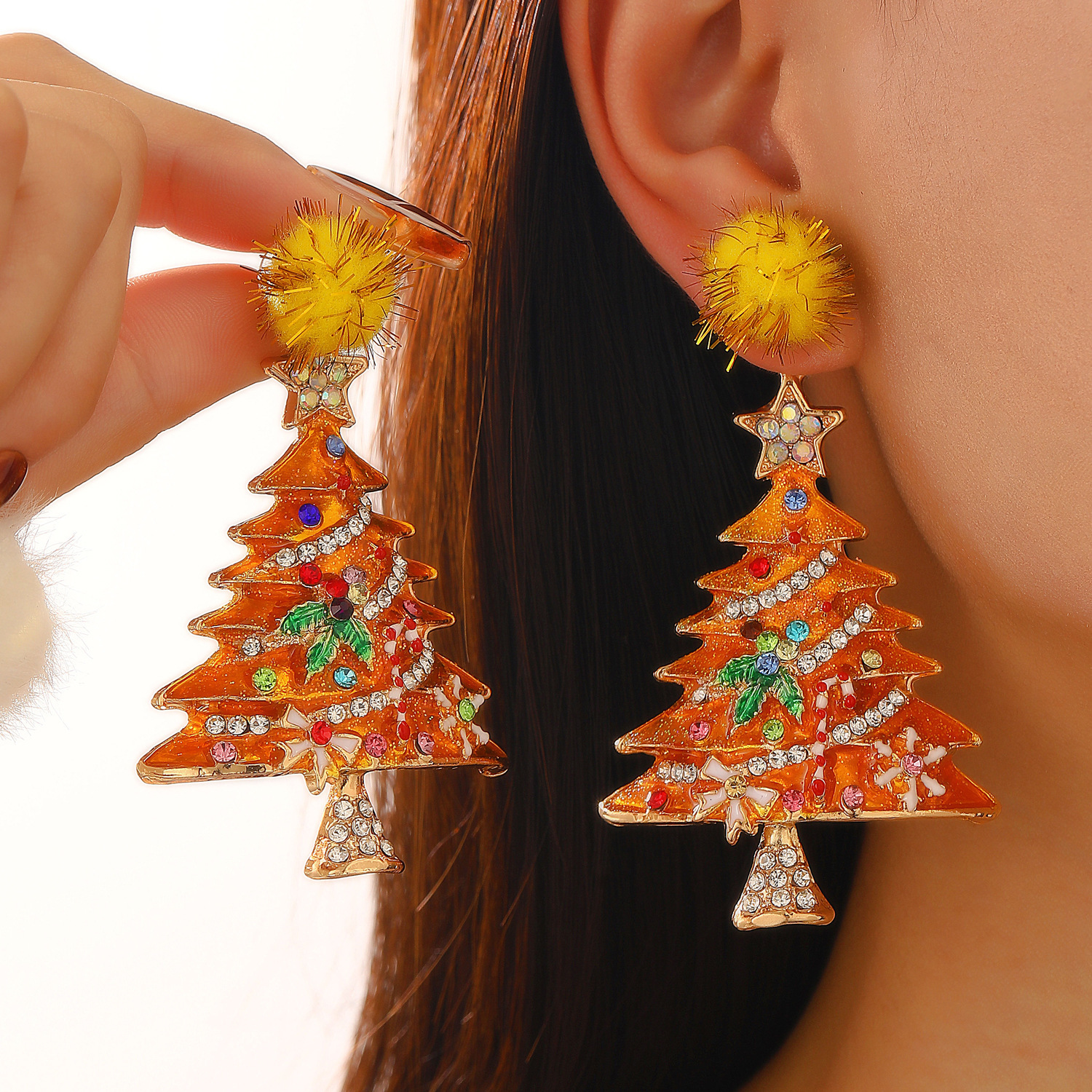 Jewelry Colored Dia Alloy Oil Drop Christmas Tree for Women Fashionable and Elegant Earrings