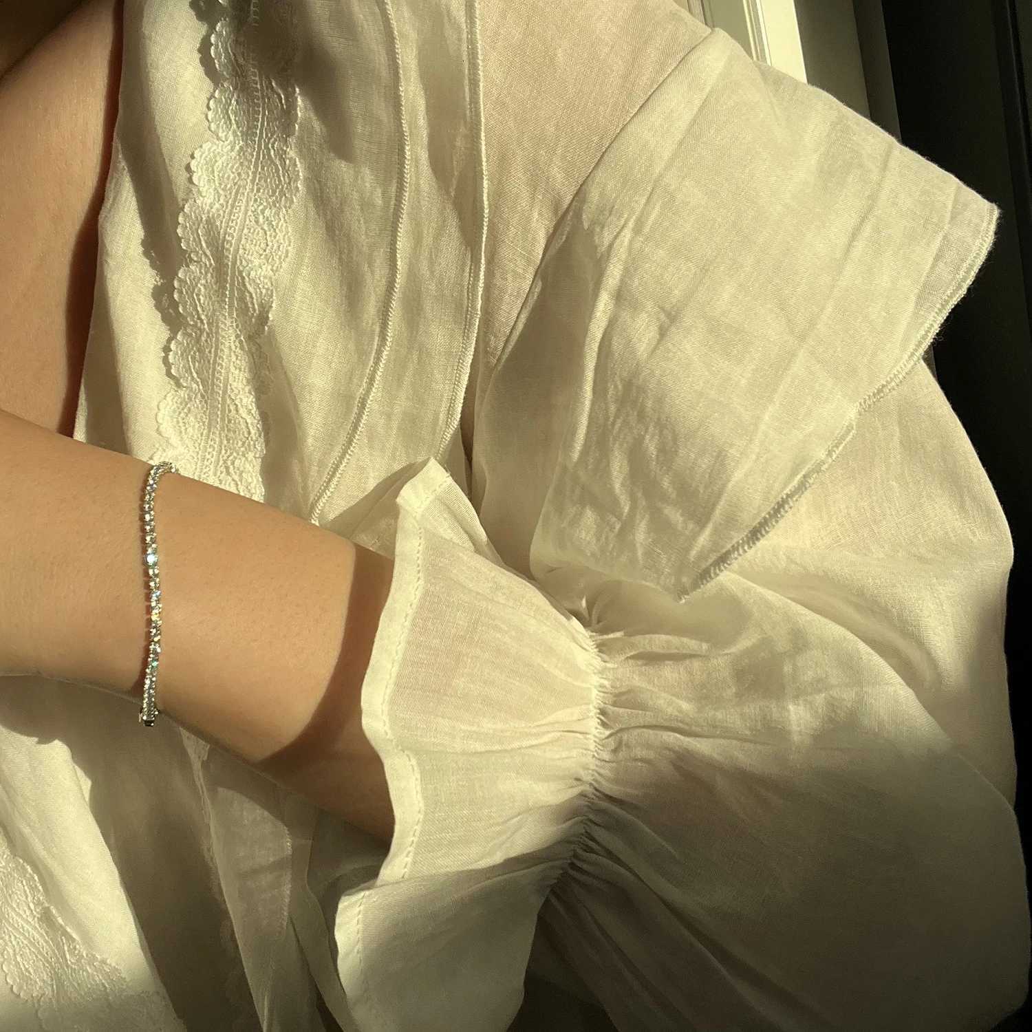 Luxury Classic Full of Rhinestones 18K Gold Plated Bracelets For Women Sparkling Simple Zircon Bracelets Jewelry Birthday GiftsT251110