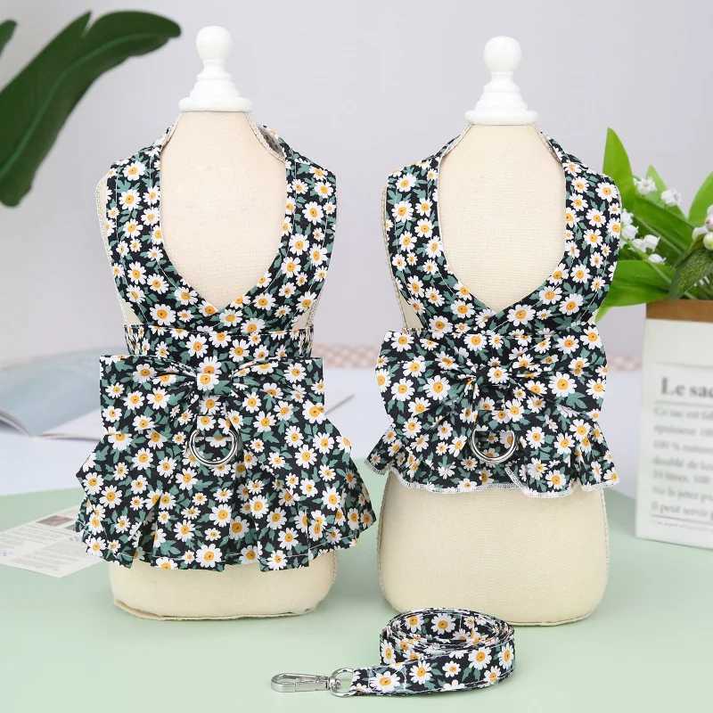 Summer Small Dog Dress Pet Harness with Breast Strap Traction Rope Cat Dogs Clothes Harness Vest Princess Tutu Dress Skirt J251110