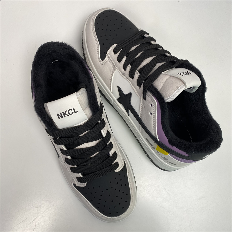 Free shipping affordable luxury Board shoes with winter velvet gray purple color matching couples flat bottom niche design sports shoes mens fashion