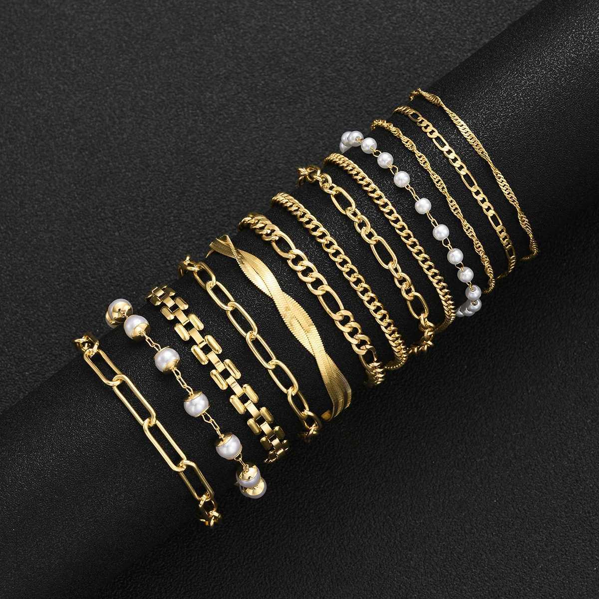 13pcs Fashion Geometric Pearl Bracelet Set for Women Simple Boho Gold Color Twist Smooth Chain Design Bracelets Elegant JewelryT251110